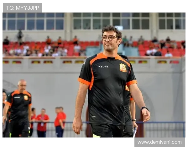 尤文图斯迎战费拉拉球队争夺意甲积分榜重要位置